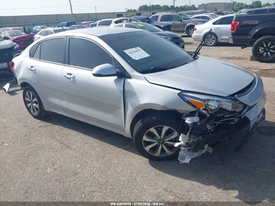 KIA RIO 2023