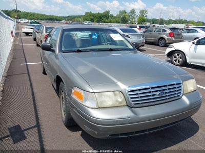 FORD CROWN VICTORIA 2004