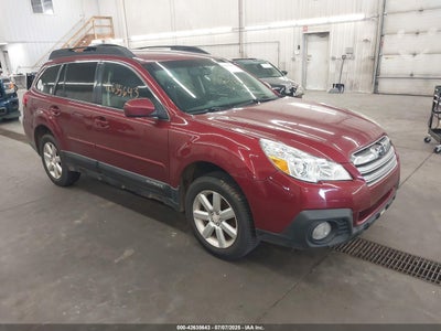 SUBARU OUTBACK 2013