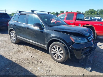 VOLKSWAGEN TOUAREG 2013