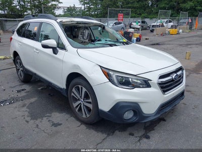 SUBARU OUTBACK 2018