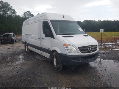 MERCEDES-BENZ SPRINTER 2500 2011