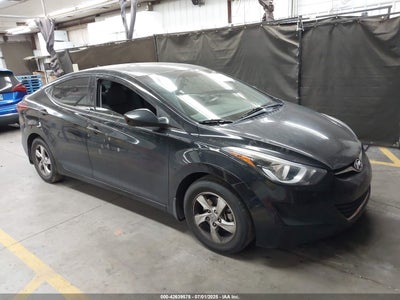HYUNDAI ELANTRA 2015