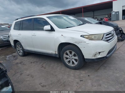 TOYOTA HIGHLANDER 2013
