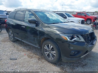 NISSAN PATHFINDER 2017