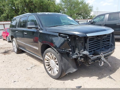 CADILLAC ESCALADE ESV 2015