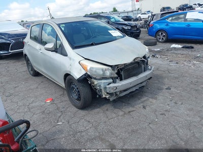 TOYOTA YARIS 2012