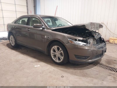 FORD TAURUS 2016