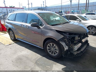 TOYOTA SIENNA 2022