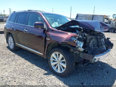 TOYOTA HIGHLANDER HYBRID 2013