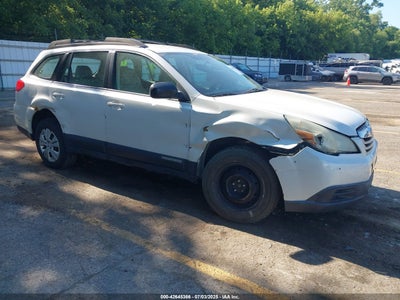 SUBARU OUTBACK 2011