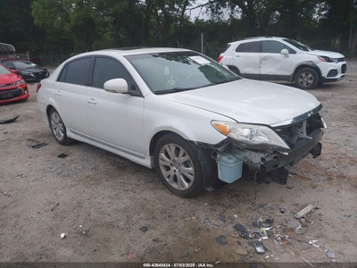 TOYOTA AVALON 2011