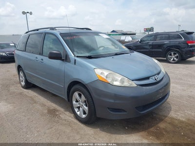 TOYOTA SIENNA 2008