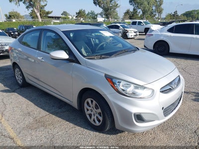 HYUNDAI ACCENT 2013