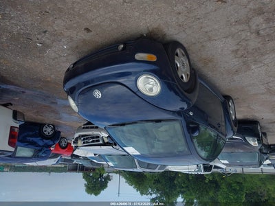 VOLKSWAGEN NEW BEETLE 2000