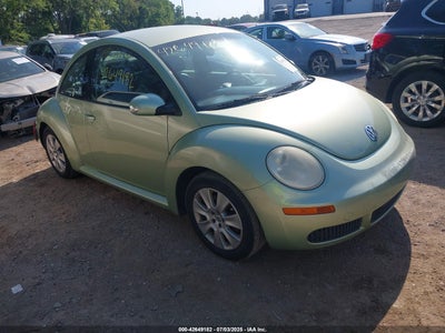 VOLKSWAGEN NEW BEETLE 2008
