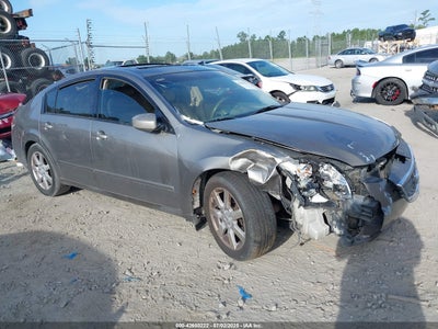 NISSAN MAXIMA 2004