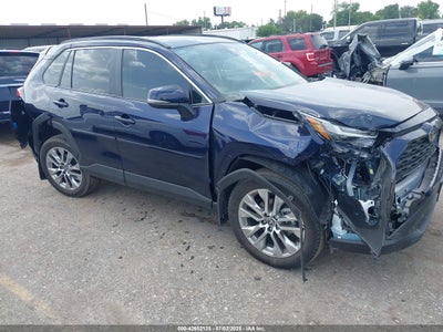 TOYOTA RAV4 2025