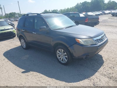 SUBARU FORESTER 2013