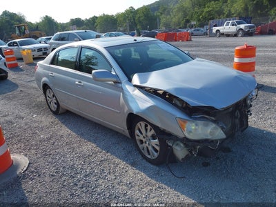 TOYOTA AVALON 2009