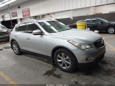 INFINITI EX35 2010