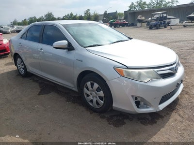 TOYOTA CAMRY HYBRID 2012