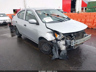 NISSAN VERSA 2017