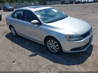 VOLKSWAGEN JETTA 2011