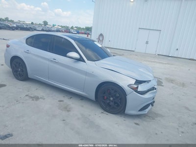 ALFA ROMEO GIULIA 2022