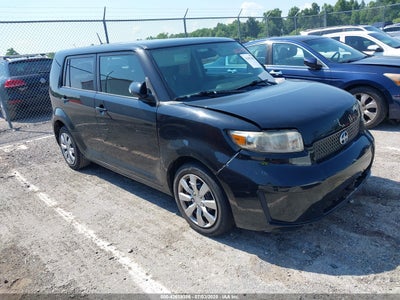 SCION XB 2011