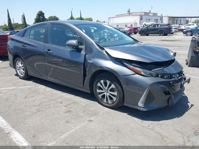 TOYOTA PRIUS PRIME 2021