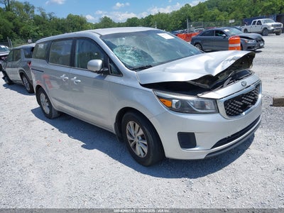 KIA SEDONA 2015