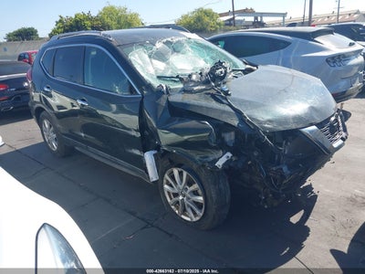 NISSAN ROGUE 2018