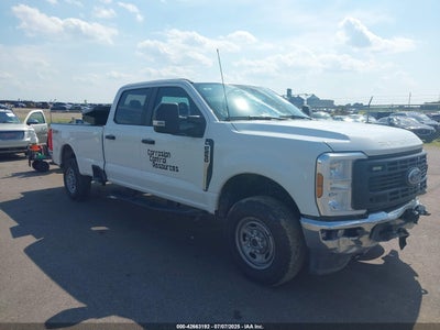 FORD F-250 2024
