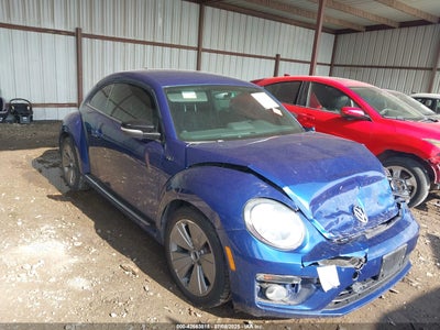 VOLKSWAGEN BEETLE 2014