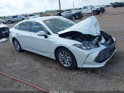 TOYOTA AVALON 2021