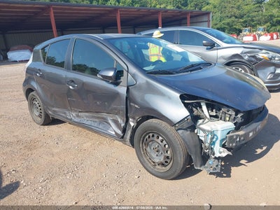 TOYOTA PRIUS C 2012