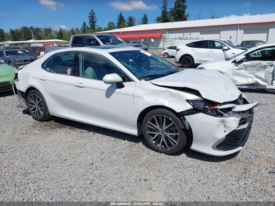 TOYOTA CAMRY HYBRID 2024
