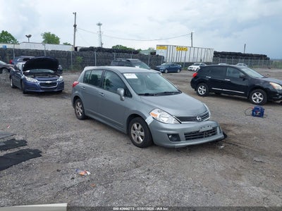 NISSAN VERSA 2011