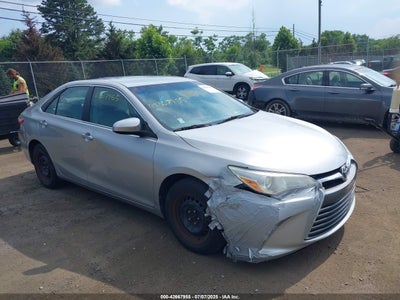 TOYOTA CAMRY 2015