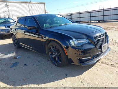 CHRYSLER 300 2022