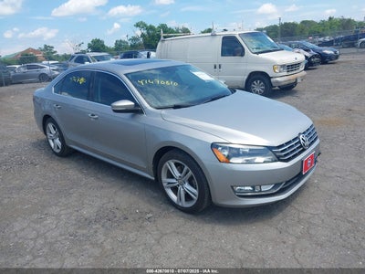 VOLKSWAGEN PASSAT 2013
