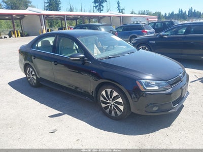 VOLKSWAGEN JETTA HYBRID 2013