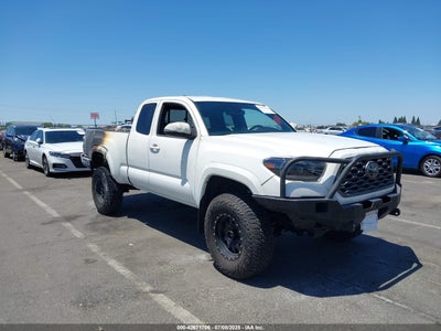 TOYOTA TACOMA 2021