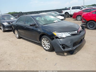 TOYOTA CAMRY HYBRID 2012