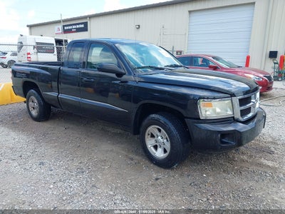 RAM DAKOTA 2011