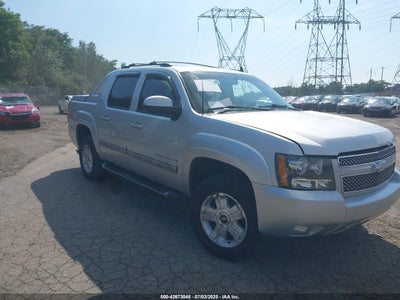 CHEVROLET AVALANCHE 1500 2012