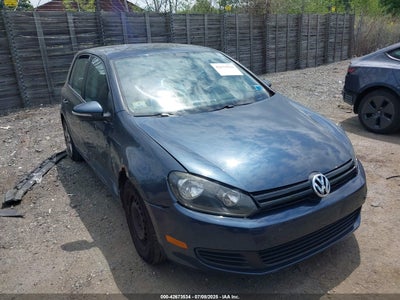 VOLKSWAGEN GOLF 2010
