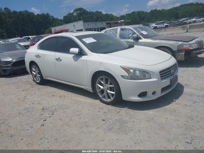 NISSAN MAXIMA 2011