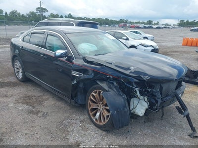 FORD TAURUS 2019